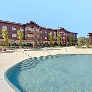 Portaventura Colorado Creek - Includes Unlimited Access To Portaventura Park & 1 Access To Ferrari Land 4*, Salou Spanje